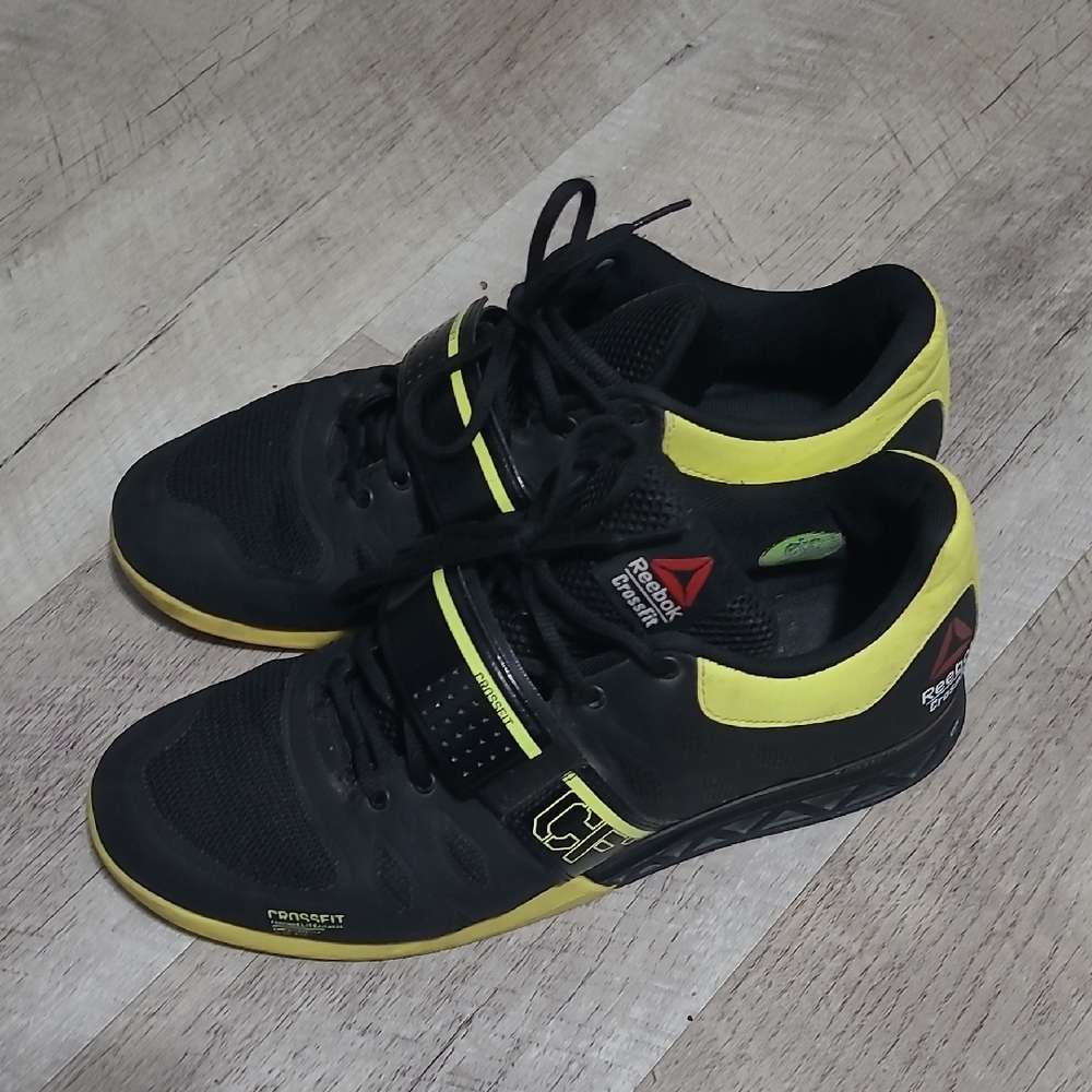 Reebok Black and Yellow Athletic Training Shoes CrossFit Weightlifting Like New